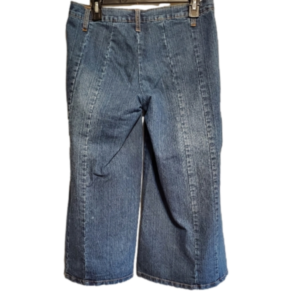 Destiny Loose Flare Cropped Jeans 7/8 - Picture 2 of 8